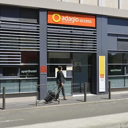 Aparthotel Adagio Access Toulouse St Cyprien-3